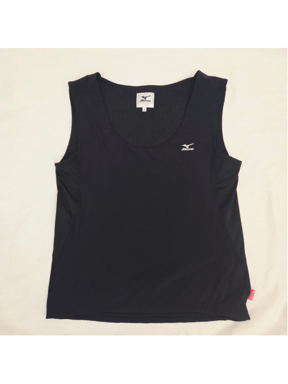 Mizuno women's athletic tank with Shoulder Snap Tabs size large